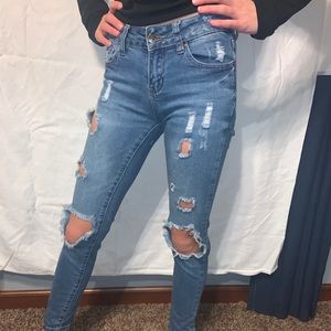 Wax Skinny distressed Jean size 0 (zero)